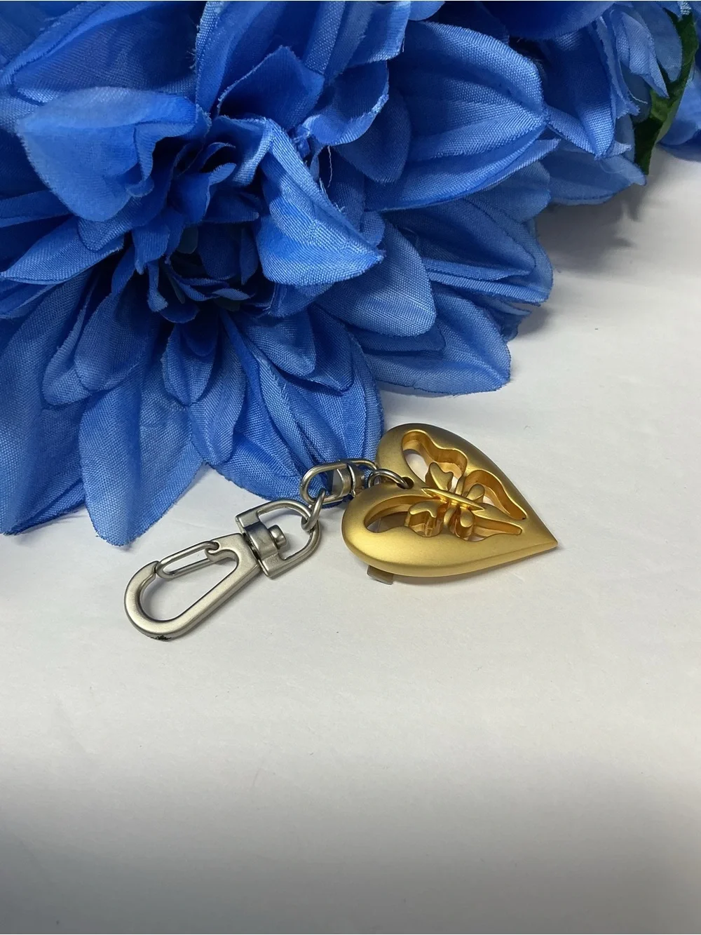 🦋$150 NEW ST JOHN BUTTERFLY HEART BAG CHARM